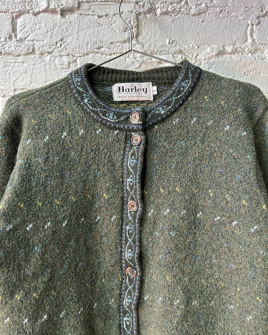 HARLEY OF SCTLAND V CARDIGAN 今期もの HARLEY OF SCTLAND V CARDIGAN 今期もの